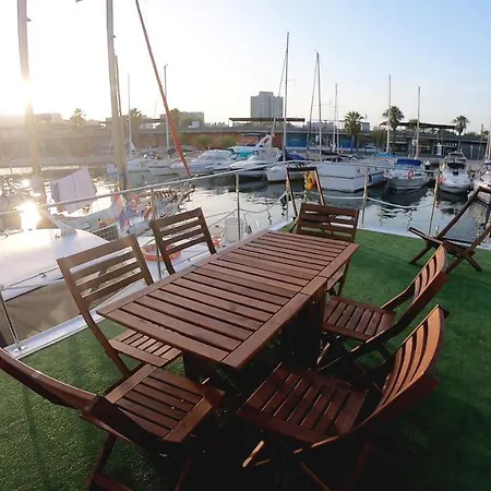 Boat Haus - Mediterranean Experience *